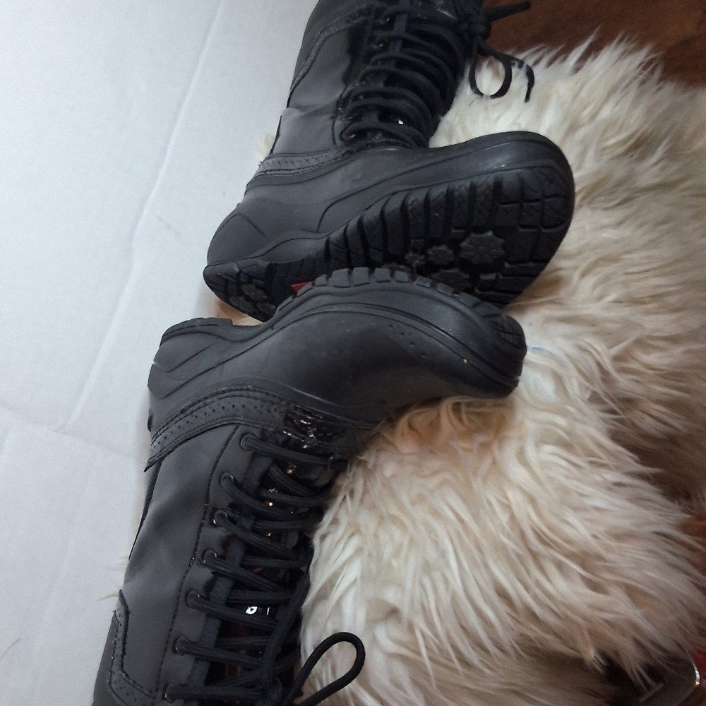 The North Face Waterproof Lace Faux Fur Lined Boots 7.5 - Picture 14 of 14